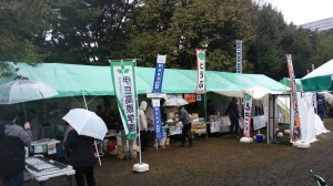 本日のブース全景 (雨仕様)