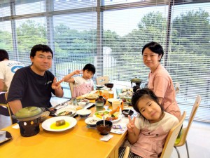 夕食３