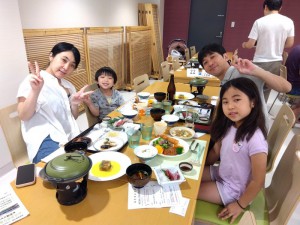夕食７