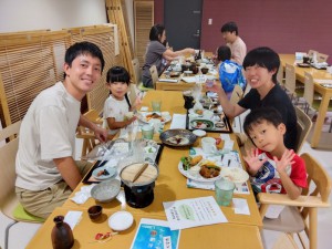 夕食４